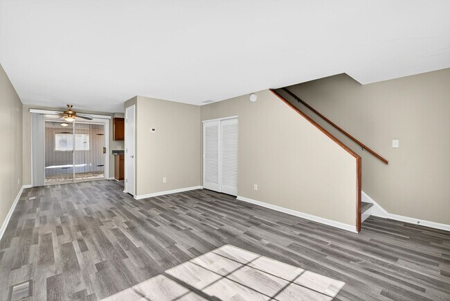 Building Photo - 335 1st Ave NW