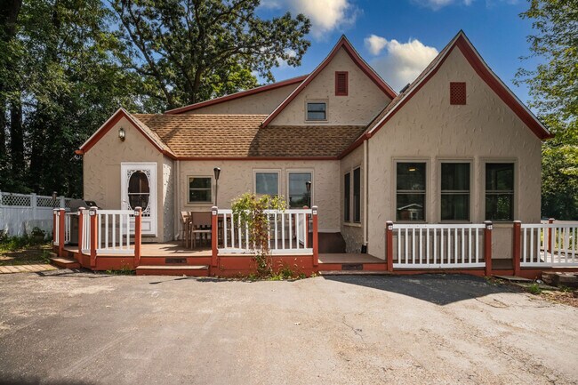 Building Photo - 40608 102nd Pl