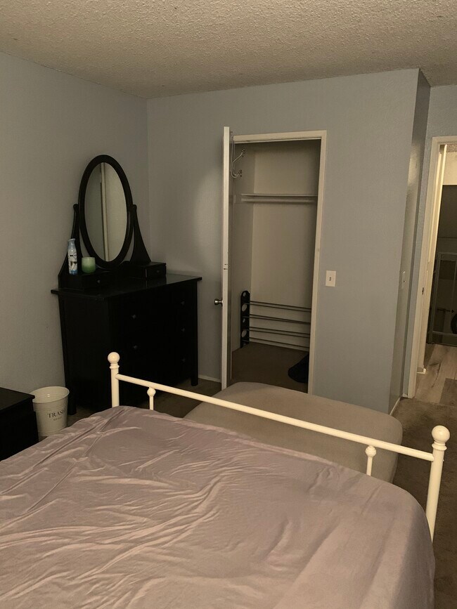 Building Photo - 4288 Rosemead Blvd