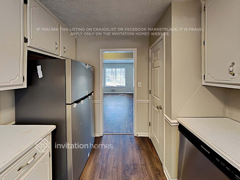 Building Photo - 3281 Greystone Ct