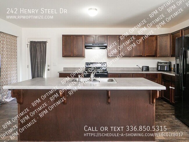 Building Photo - 242 Henry Steel Dr