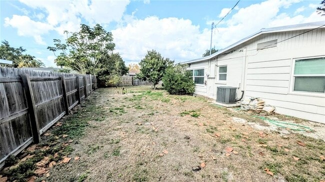 Building Photo - 4515 Spahn St