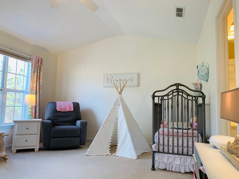 Building Photo - 5407 Shaded Villa Ct