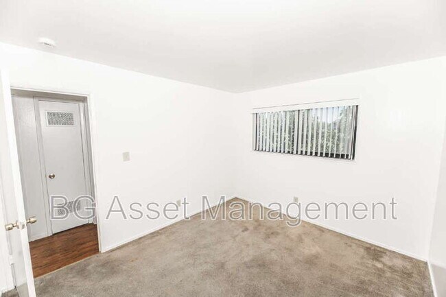 Building Photo - 460 San Marco St