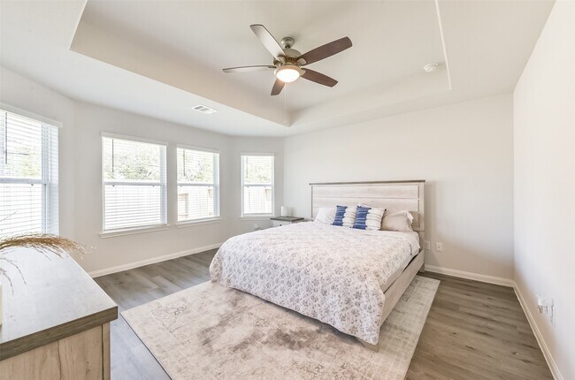 Building Photo - 5522 Briana Dee Dr