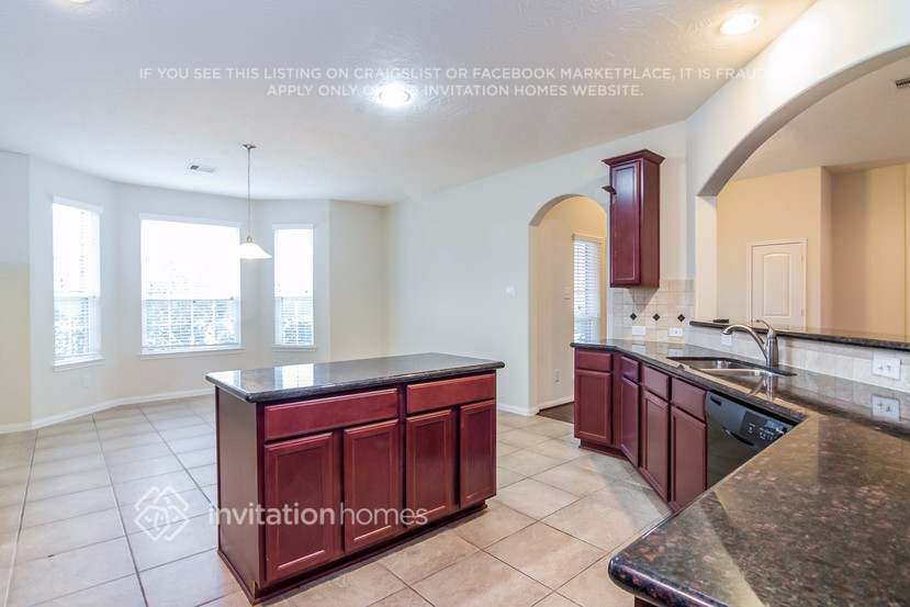 Building Photo - 3322 Rose Trace Dr