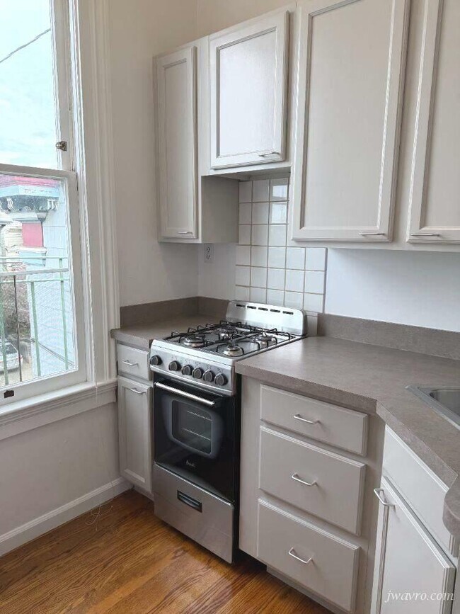 Building Photo - 1178 Shotwell St