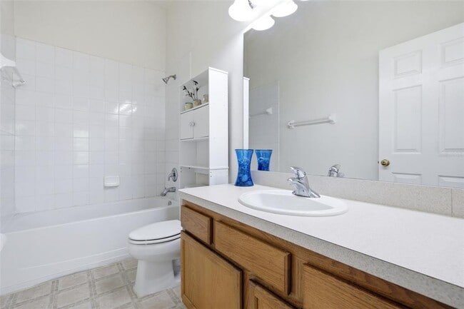 Building Photo - 4132 Bismarck Palm Dr
