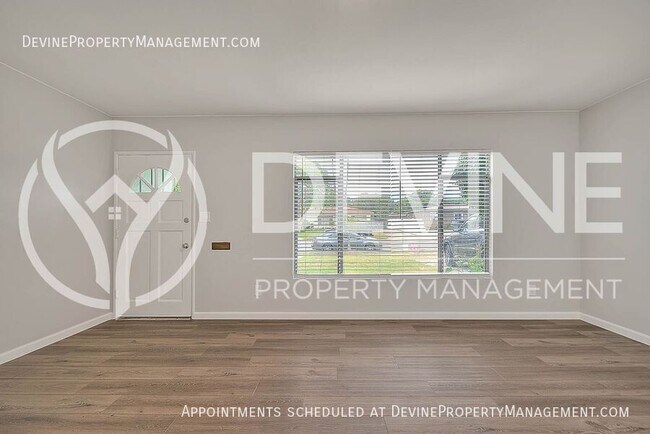 Building Photo - 1005 W. F. St-
