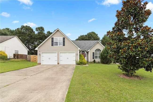 Primary Photo - 111 Silverberry Ct
