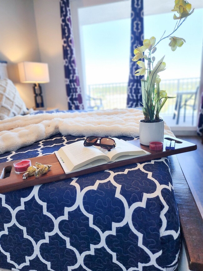 Building Photo - 102 Gulfside Ct