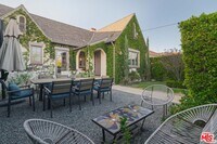 Building Photo - 513 N Mansfield Ave