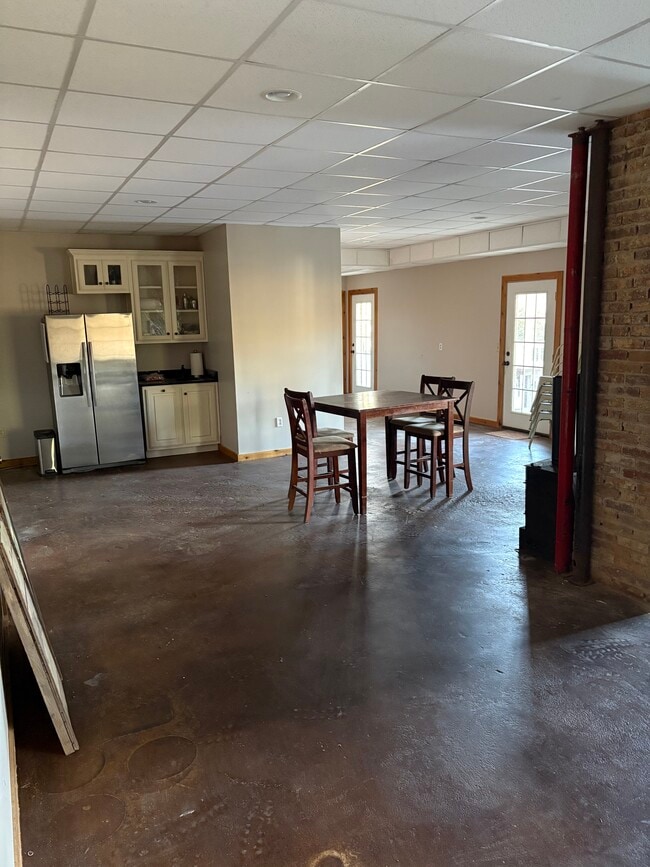 Building Photo - 1736 Harmony Grove Church Rd