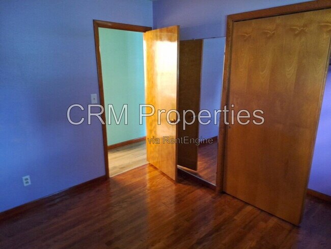 Building Photo - 3505 Melody Ln W