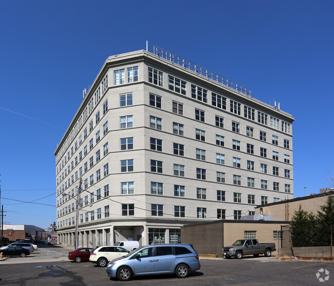 Building Photo - 444 lofts