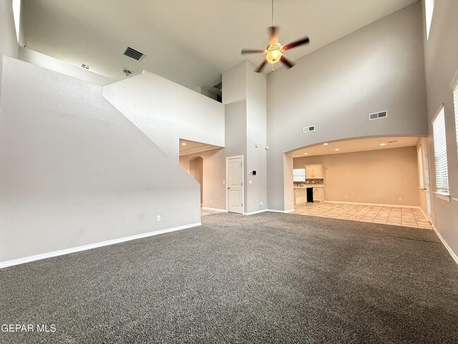 Building Photo - 1028 Flyer Pl