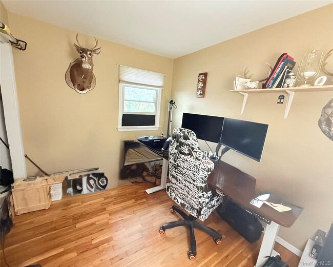 Building Photo - 22 Van Wicklen Ct