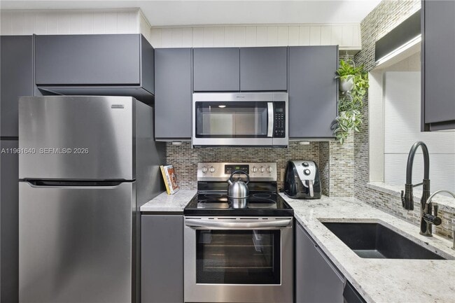 Building Photo - 1020 Meridian Ave