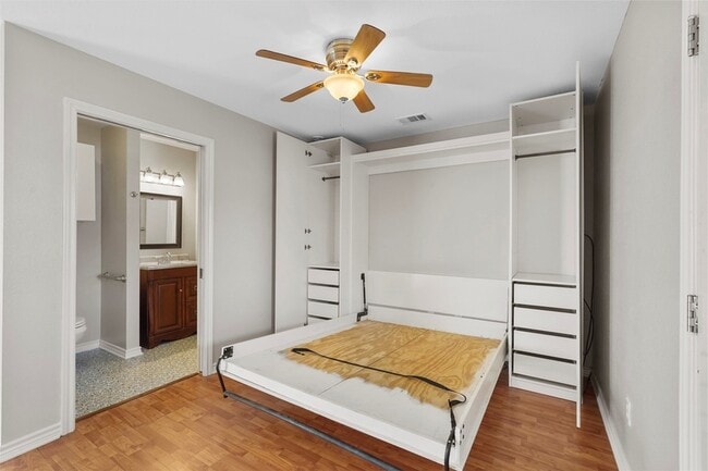 Building Photo - 20602 Hackberry Creek Park Rd