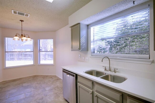 Building Photo - 8800 Peppergrass Cove