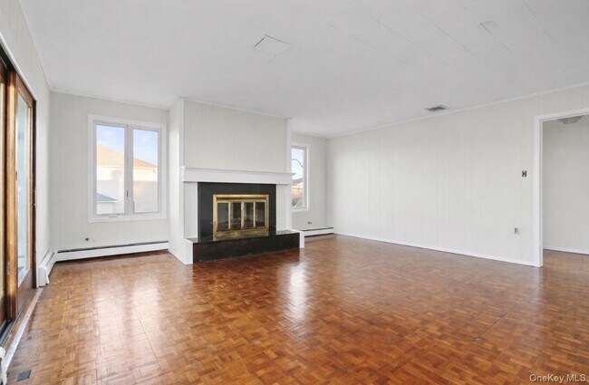 Building Photo - 115 Maryland Ave