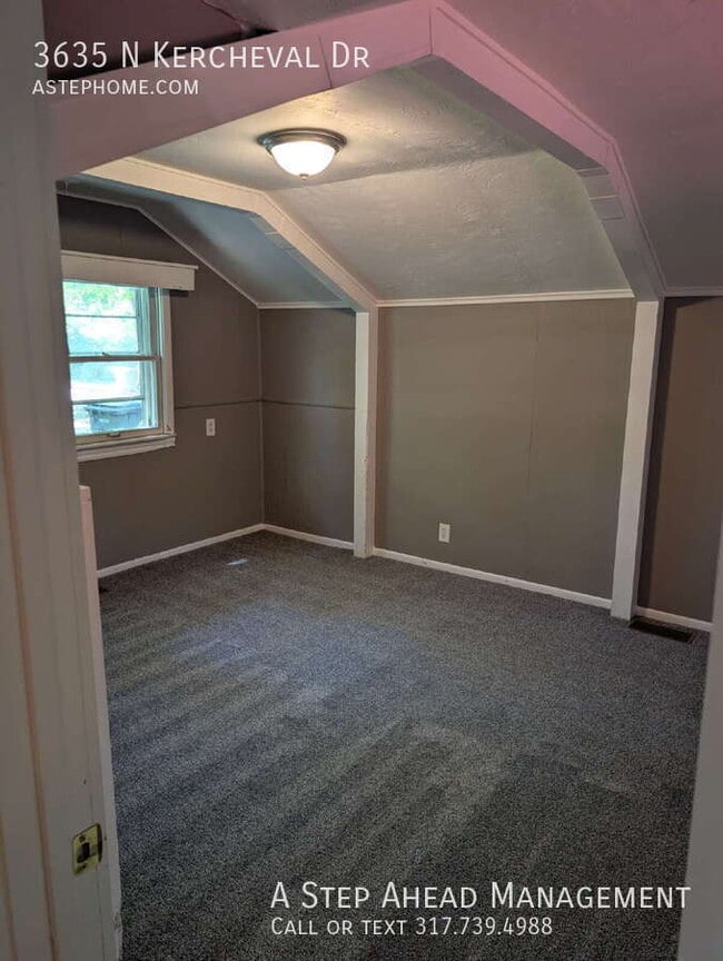 Building Photo - 3635 N Kercheval Dr