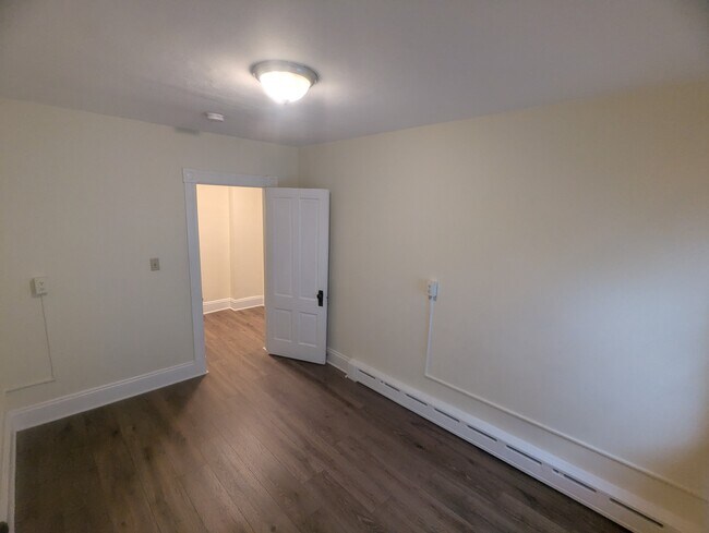 Building Photo - 110 Spring St