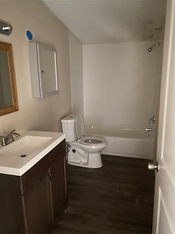 Building Photo - 16219 Southern Pines Dr