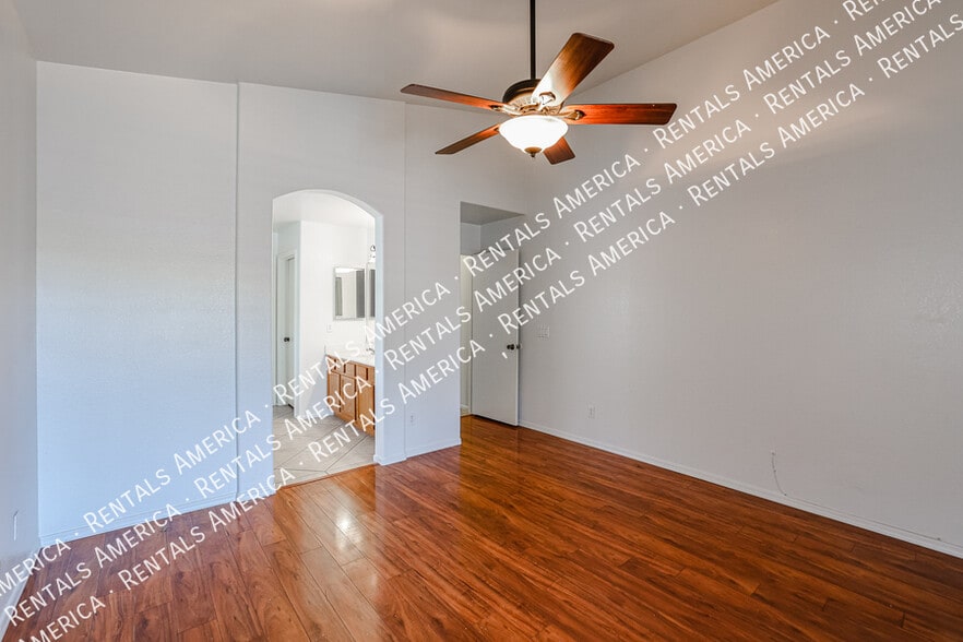 Building Photo - 20412 N 32nd Pl