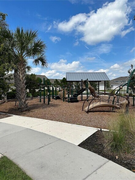 Building Photo - 2525 Relaxing Ln