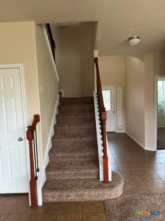 Building Photo - 4902 Bridgewood Dr