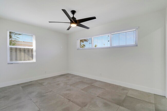 Building Photo - 636 Eastwind Dr