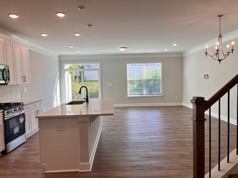 Building Photo - 4153 Black Ct