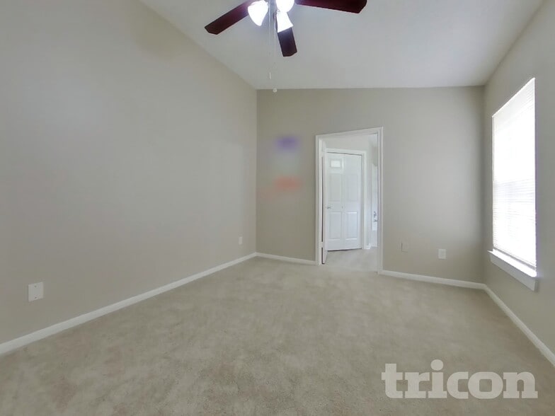 Building Photo - 3135 Kelling St