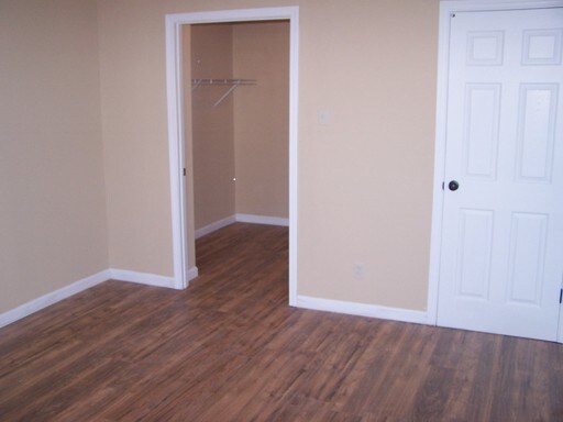 Building Photo - 10176 Squire Meadows Dr