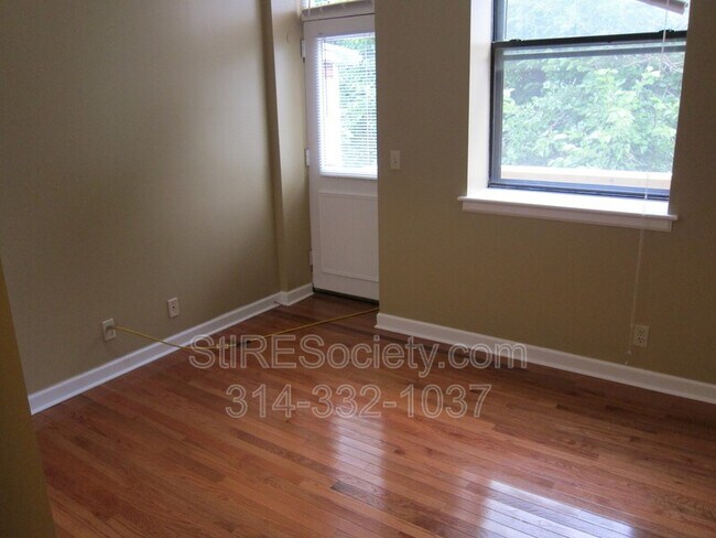 Building Photo - 3839 Shenandoah Ave