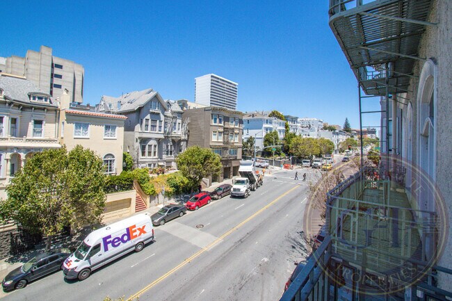 Building Photo - Pacific Heights - 1 BR, 1 BA Condo 650 Sq. Ft. - 3D Virtual Tour, Storage