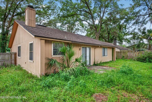 Building Photo - 1445 Classic Oak Rd W