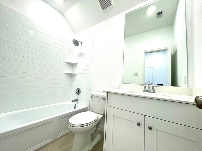Building Photo - 29418 Amber Pne Ct