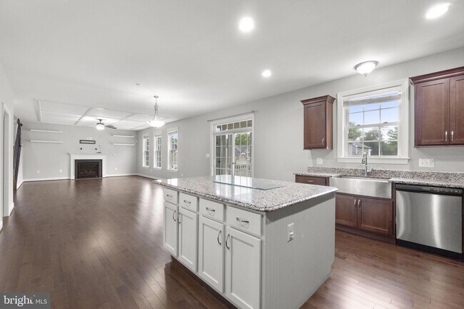 Building Photo - 945 Kayley Dr