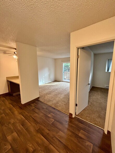 Building Photo - 3950 SW 102nd Ave