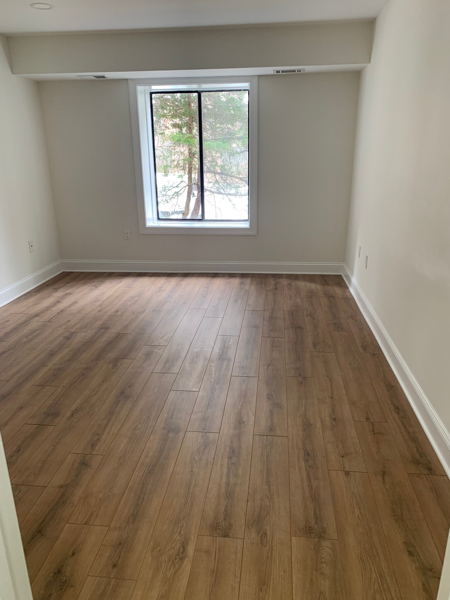 Building Photo - 35 Windbrooke Cir