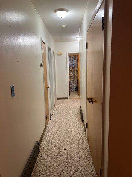 Hallway to bedrooms and bathroom - 350 Mound Ave