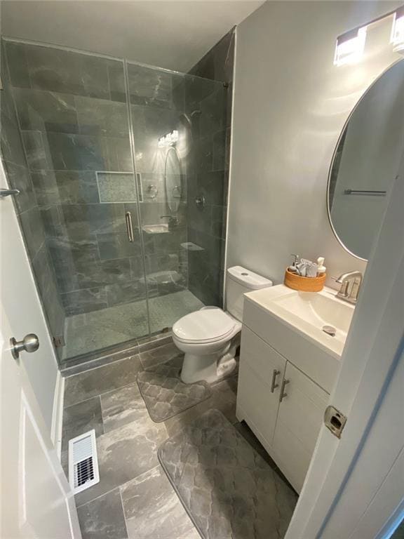 Building Photo - 2133 Pinehurst Dr