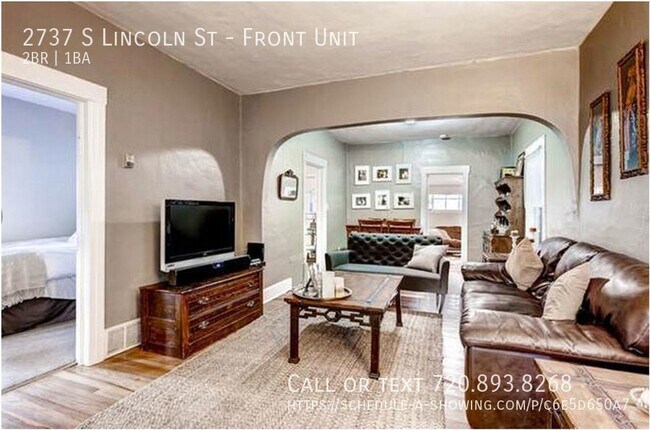 Building Photo - Charming Vintage Retreat: 2BD/1BA Front Un...