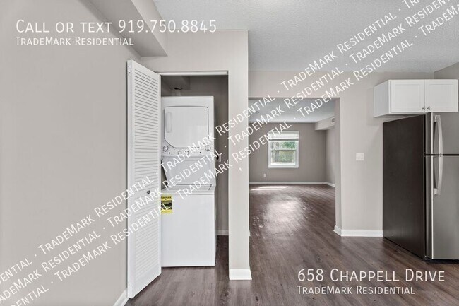 Building Photo - 658 Chappell Dr