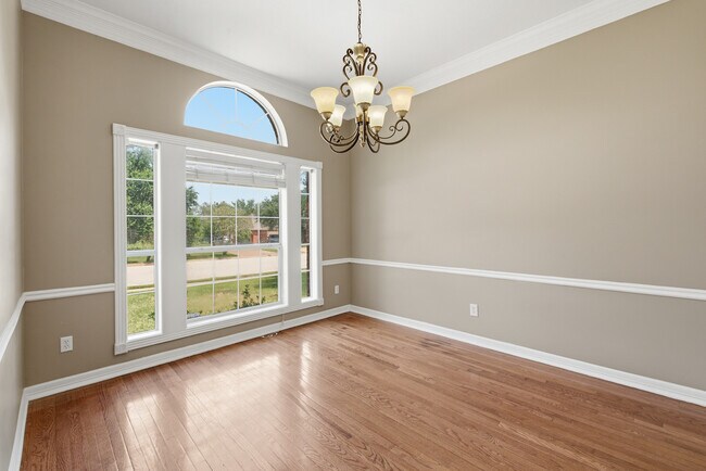 Building Photo - 905 Winged Foot Dr