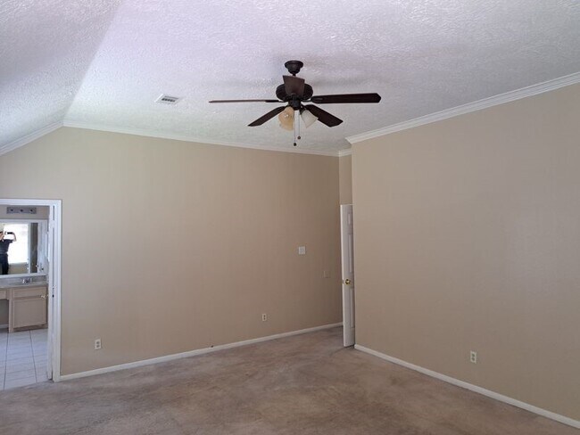 Building Photo - 14211 Torrey Vista Dr