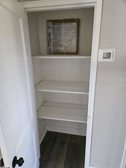 Building Photo - 2202 High St