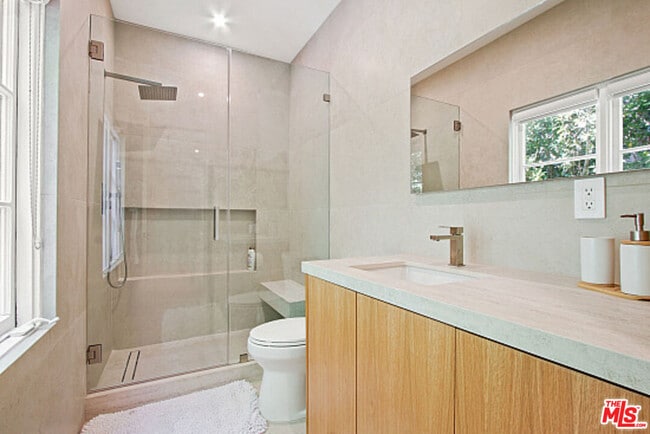 Building Photo - 9451 Sunset Blvd